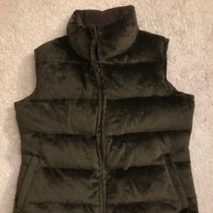 Athleta Down Puffer Vest
